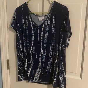 Liz Claiborne tie dye shirt wi/ tie decal in front